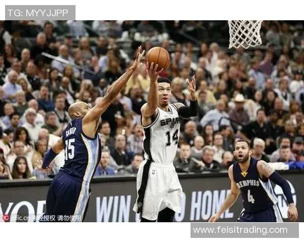 马刺与灰熊精彩对决全场录像回放分析与精彩瞬间回顾