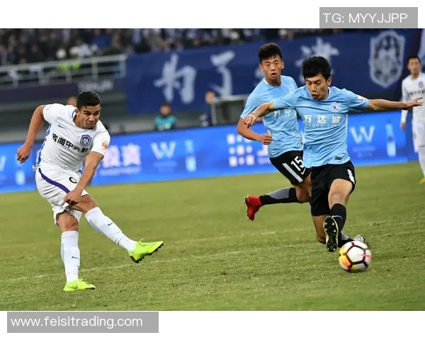 大连一方迎战泰达争夺关键三分球迷期待精彩对决与激情时刻